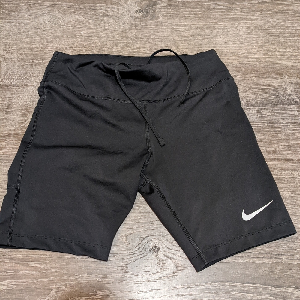 W Nike Pro Bike Short, size small